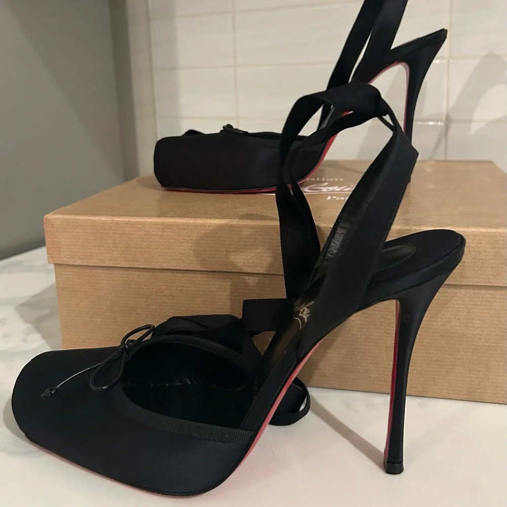 Christian Louboutin Black Ballerina Stilettos w/ Signature Red Soles Size 10 US - Picture 11 of 16